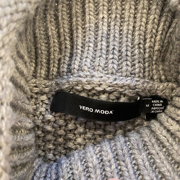 Vero Moda Grey Sweater - Picture 3 of 3